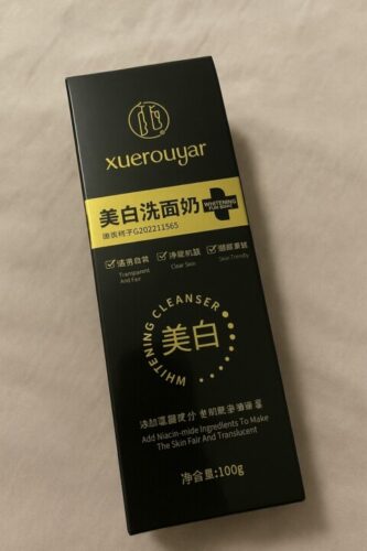NIACINAMIDE WHITENING CLEANSER photo review